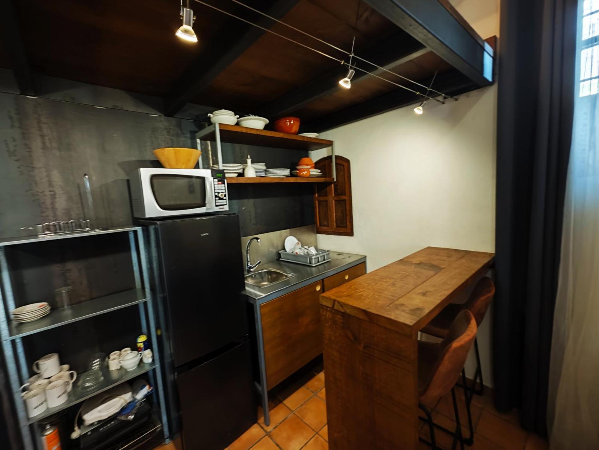 Hostal Cafe Frenteabastos Carmona  Bagian luar foto