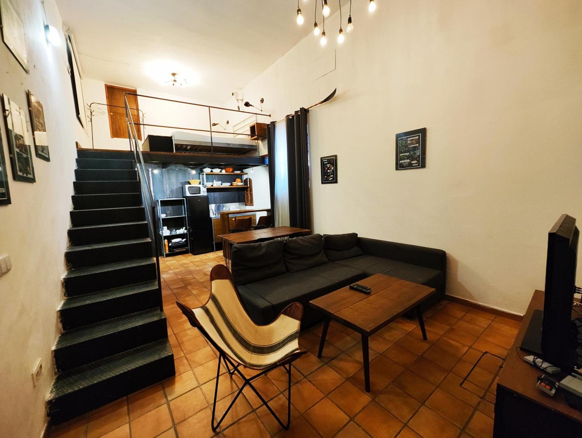 Hostal Cafe Frenteabastos Carmona  Bagian luar foto