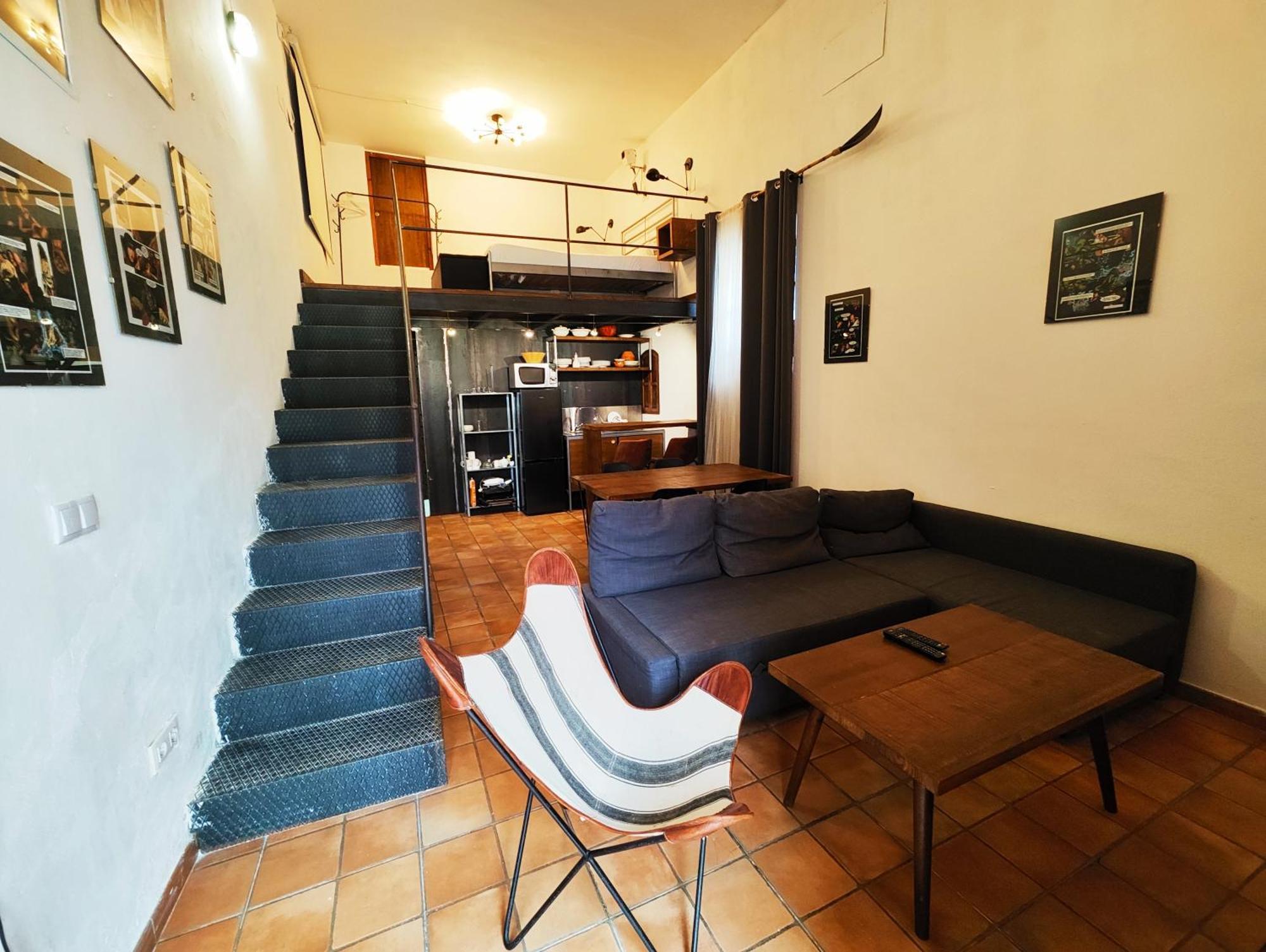 Hostal Cafe Frenteabastos Carmona  Bagian luar foto