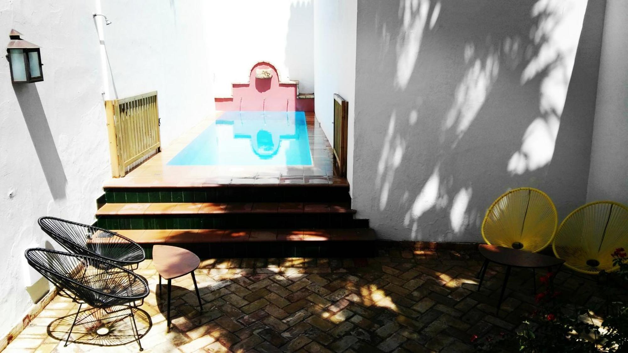 Hostal Cafe Frenteabastos Carmona  Bagian luar foto