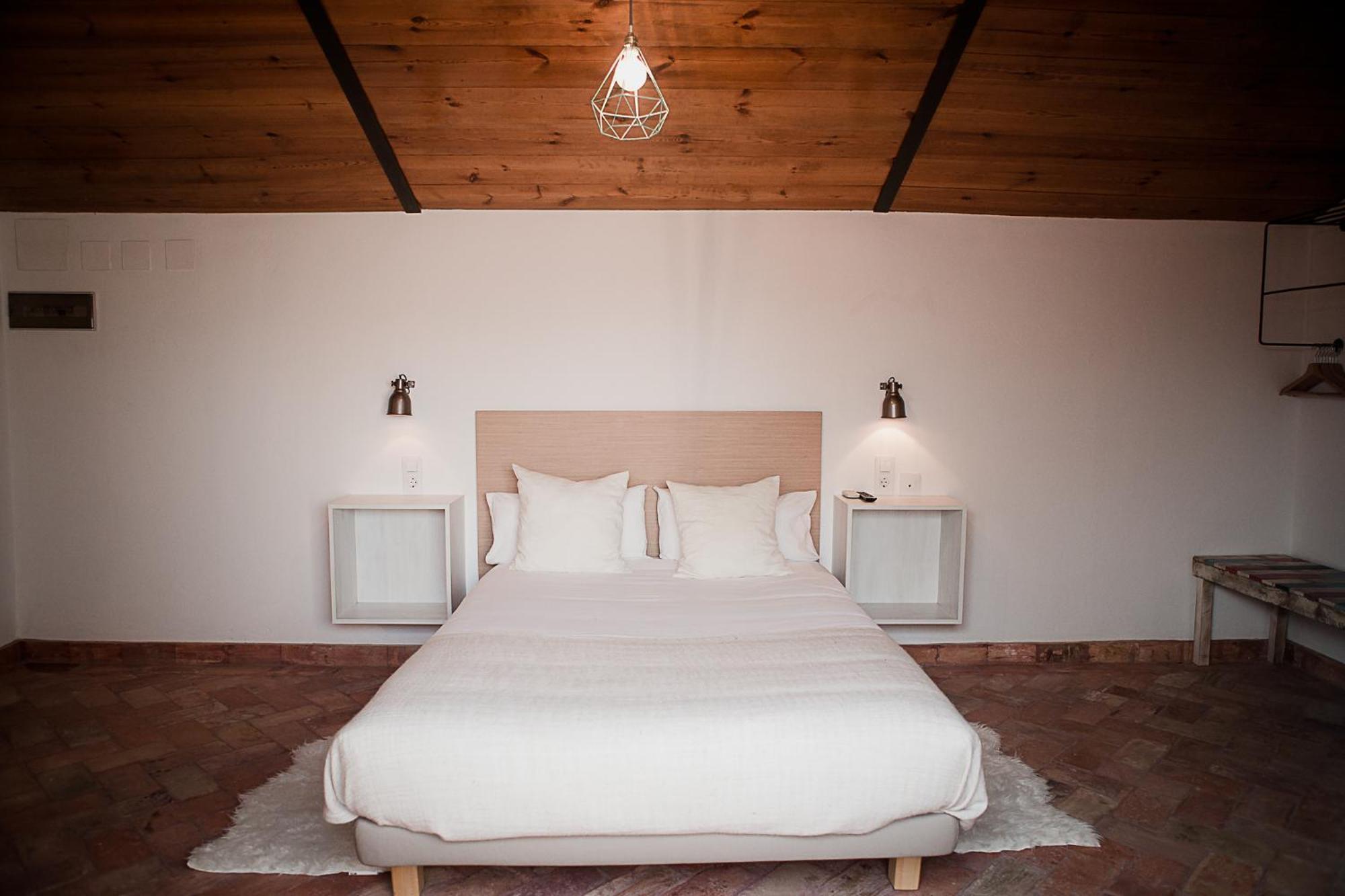 Hostal Cafe Frenteabastos Carmona  Bagian luar foto